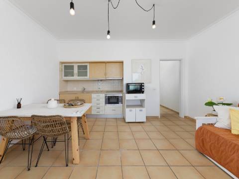 QUARTEIRA - Apartamento T1 frente MAR