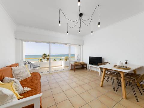 QUARTEIRA - Apartamento T1 frente MAR