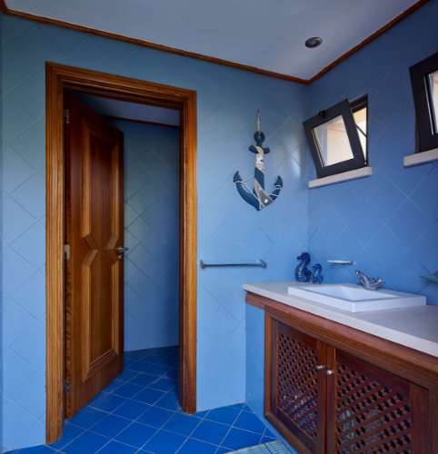 LOULÉ - Moradia de luxo com 4+1 quartos + Escritório, jardins, piscina aquecida e garagem