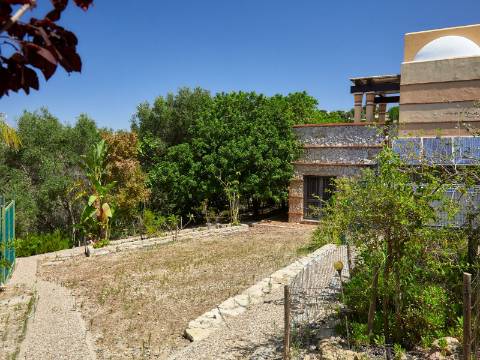 LOULÉ - Moradia de luxo com 4+1 quartos + Escritório, jardins, piscina aquecida e garagem