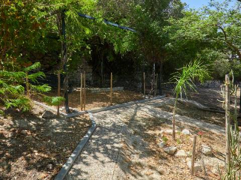 LOULÉ - Moradia de luxo com 4+1 quartos + Escritório, jardins, piscina aquecida e garagem