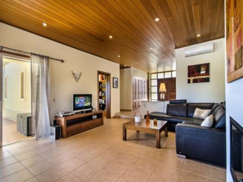 VILA SOL - Moradia de 4 Quartos em Vilamoura, Propriedade de Golfe