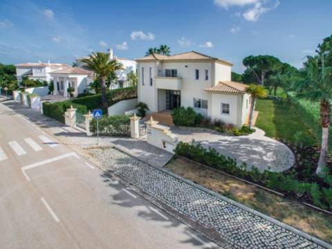 VILA SOL - Moradia de 4 Quartos em Vilamoura, Propriedade de Golfe