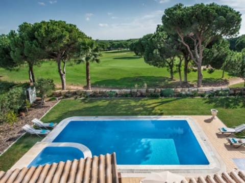VILA SOL - Moradia de 4 Quartos em Vilamoura, Propriedade de Golfe