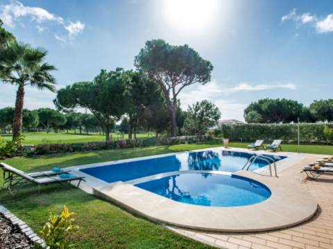 VILA SOL - Moradia de 4 Quartos em Vilamoura, Propriedade de Golfe