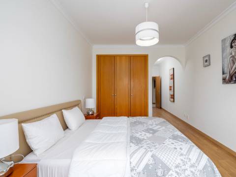 VILAMOURA - Apartamento T2 com VISTA MAR em exclusivo condomínio privado com piscina