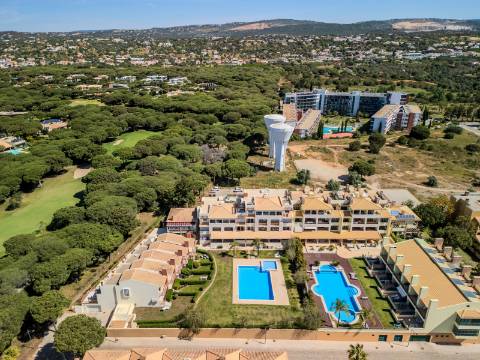 VILAMOURA - Apartamento T2 com VISTA MAR em exclusivo condomínio privado com piscina