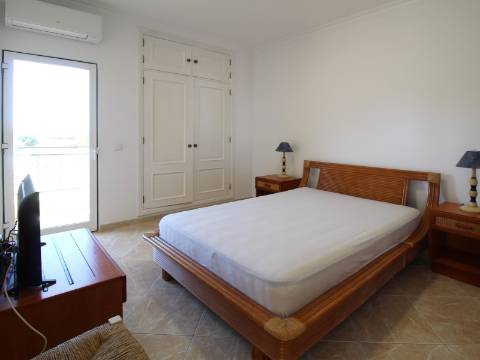 VILAMOURA - Apartamento T2 em condominio fechado, perto da MARINA