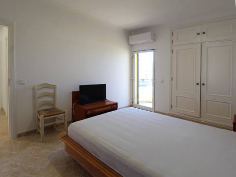 VILAMOURA - Apartamento T2 em condominio fechado, perto da MARINA