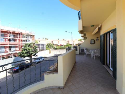 VILAMOURA - Apartamento T2 em condominio fechado, perto da MARINA