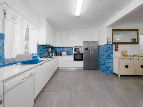 QUINTA DA BALAIA - Moradia T5 em zona de prestigio perto da Praia, Golfe e centro de Albufeira