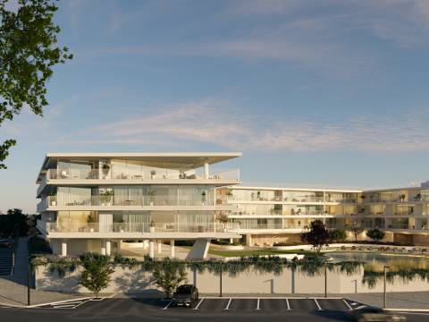 VILAMOURA - Novo Apartamento T4 em Condomínio de Luxo em Localização Privilegiada