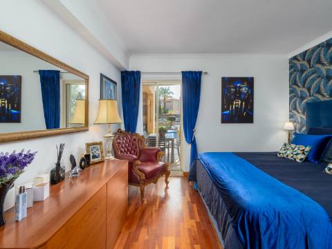 VILAMOURA - Apartamento T2 em exclusivo condomínio privado com piscina