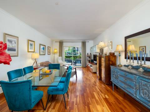 VILAMOURA - Apartamento T2 em exclusivo condomínio privado com piscina