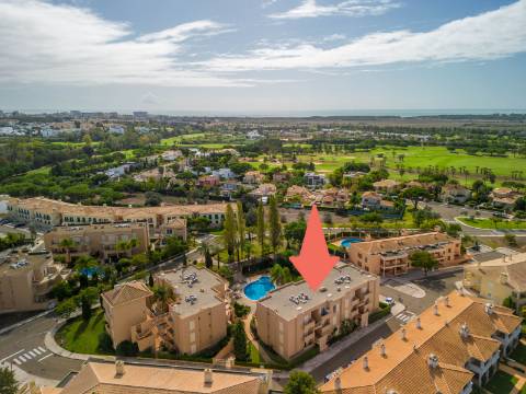 VILAMOURA - Apartamento T2 em exclusivo condomínio privado com piscina