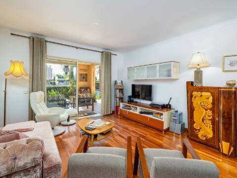 VILAMOURA - Apartamento T2 em exclusivo condomínio privado com piscina