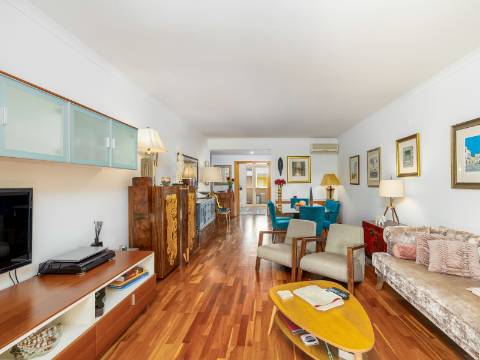 VILAMOURA - Apartamento T2 em exclusivo condomínio privado com piscina