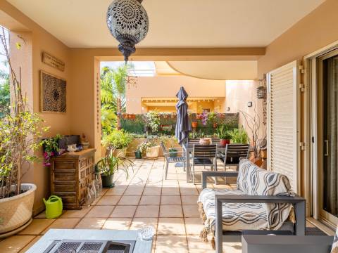 VILAMOURA - Apartamento T2 em exclusivo condomínio privado com piscina