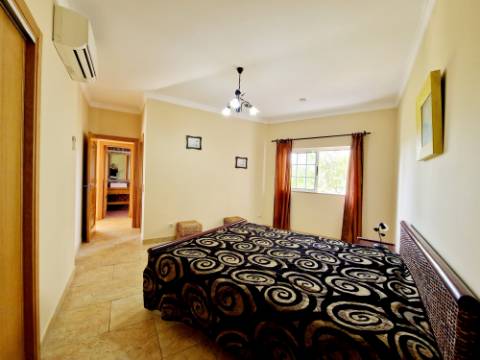 ESTOI - Magnifica moradia de 4 quartos