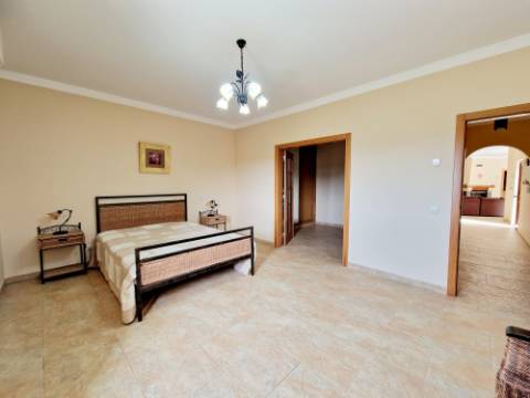 ESTOI - Magnifica moradia de 4 quartos