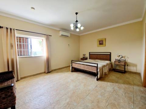 ESTOI - Magnifica moradia de 4 quartos