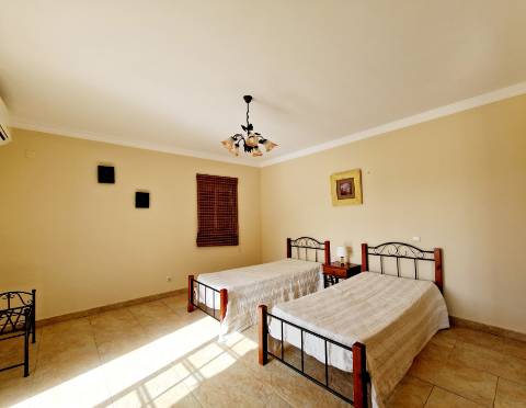 ESTOI - Magnifica moradia de 4 quartos