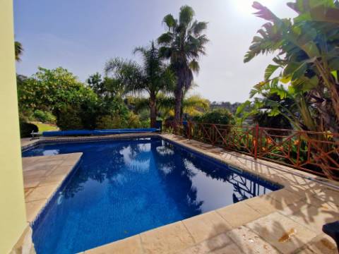 ESTOI - Magnifica moradia de 4 quartos