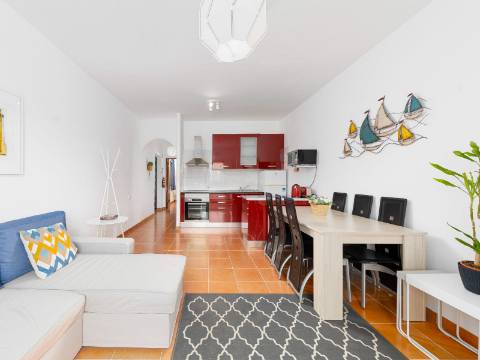 VILAMOURA - Apartamento T1 em condomínio com piscina