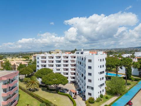 VILAMOURA - Apartamento T1 em condomínio com piscina
