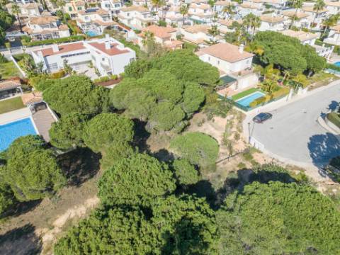 VARANDAS DO LAGO - Terreno para construção perto da praia