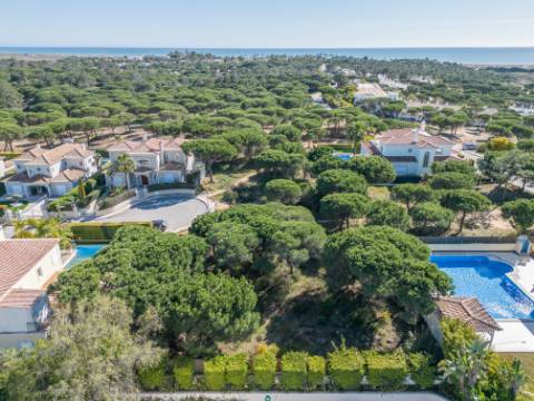 VARANDAS DO LAGO - Terreno para construção perto da praia