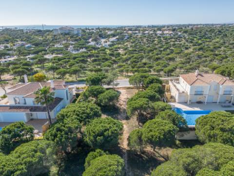 VARANDAS DO LAGO - Terreno para construção perto da praia
