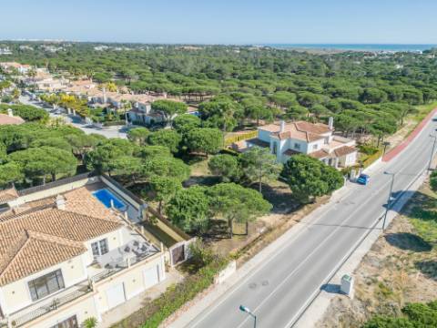 VARANDAS DO LAGO - Terreno para construção perto da praia
