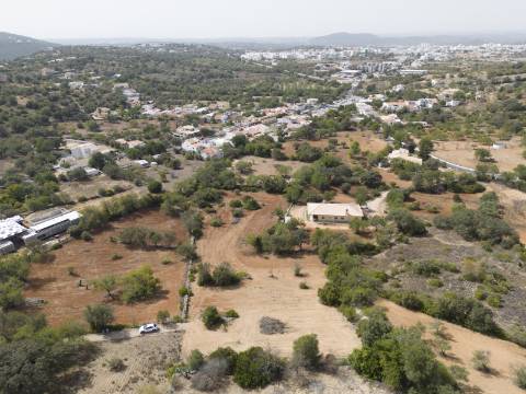LOULÉ - Terreno para construção