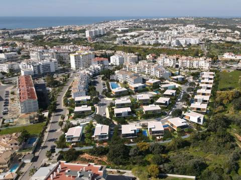 ALBUFEIRA - Terreno urbano para construção de moradia unifamiliar