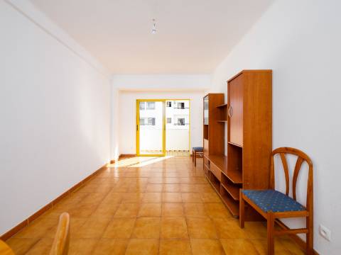 QUARTEIRA - Apartamento T1 próximo da praia