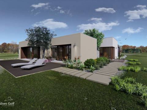 Terreno com projecto aprovado, inserido num Golfe Resort