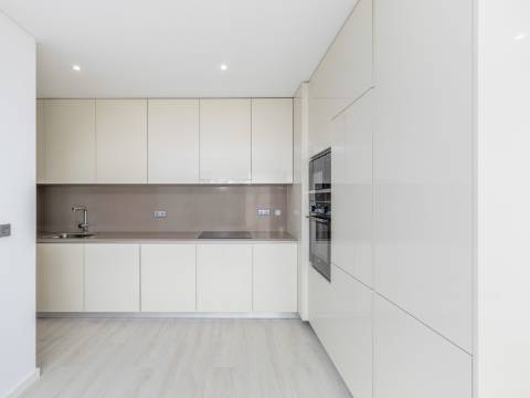 QUARTEIRA - Apartamento T2 em condomínio privado com piscina