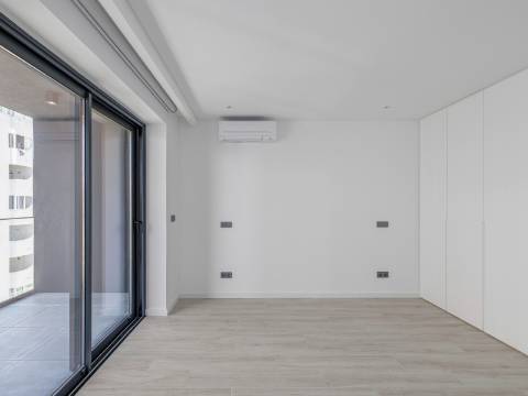 QUARTEIRA - Apartamento T2 em condomínio privado com piscina