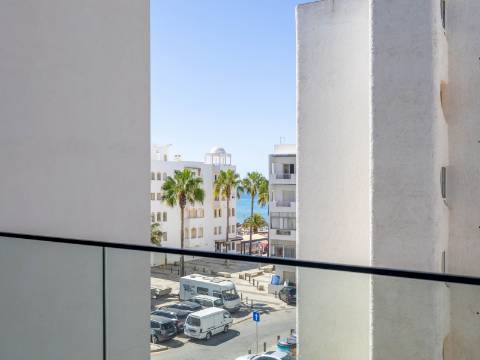 QUARTEIRA - Apartamento T2 em condomínio privado com piscina