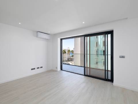 QUARTEIRA - Apartamento T2 em condomínio privado com piscina