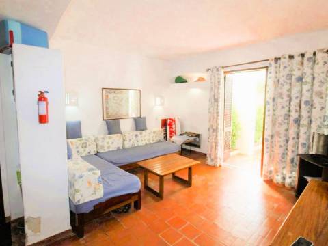 ALBUFEIRA - T1 localizado no Albufeira Jardim a 400m do centro