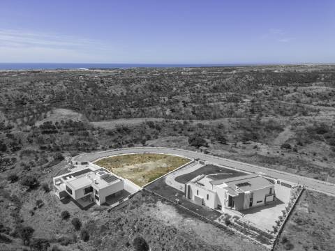 MONTE REI - Terreno para construção com vista mar