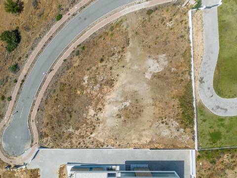 MONTE REI - Terreno para construção com vista mar