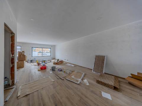 OLHÃO - Moradia em Banda com 4 quartos