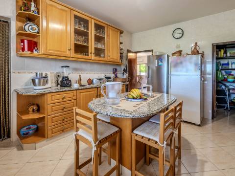 ALMANCIL - Moradia com 4 Quartos em urbanização tranquila