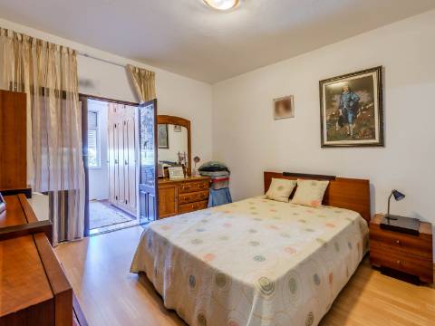 ALMANCIL - Moradia com 4 Quartos em urbanização tranquila