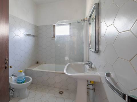 Moradia T4 a 5 minutos de Vale do Lobo e Quinta do Lago