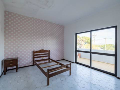 Moradia T4 a 5 minutos de Vale do Lobo e Quinta do Lago