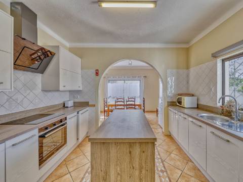 Moradia T3 a 5 minutos de Vale do Lobo e Quinta do Lago